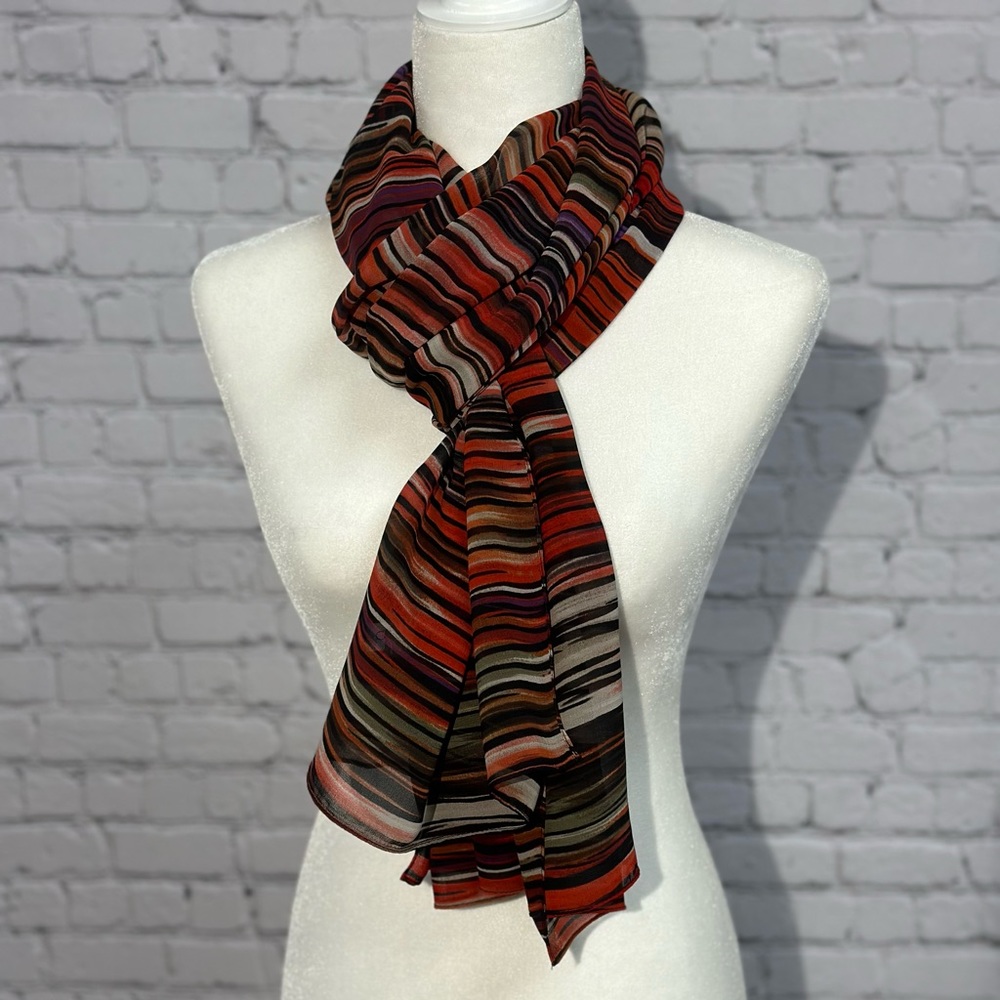 Calvin Klein Scarf 🧣 - Picture 9 of 9